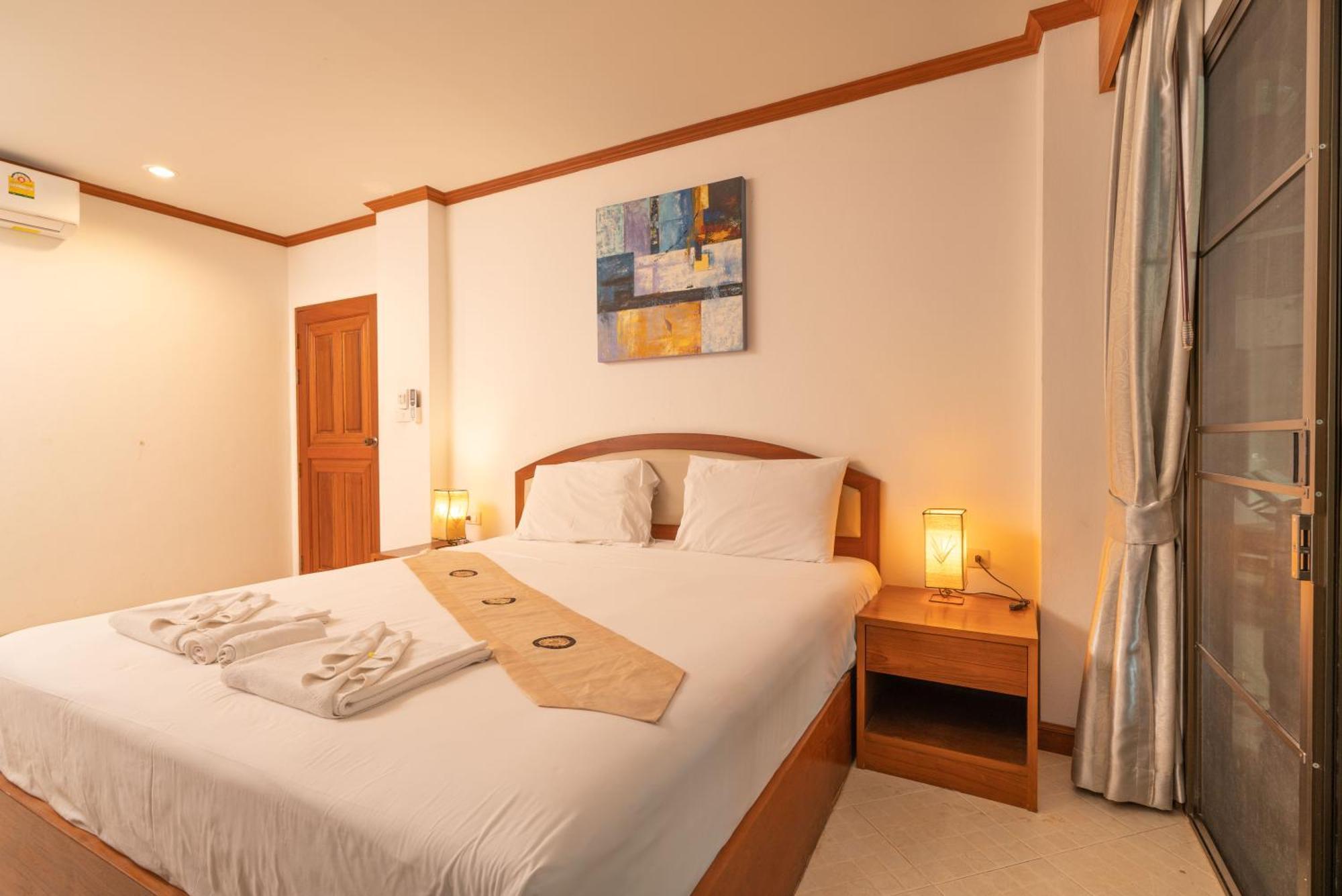 Sai Rougn Apartment Patong Exterior foto