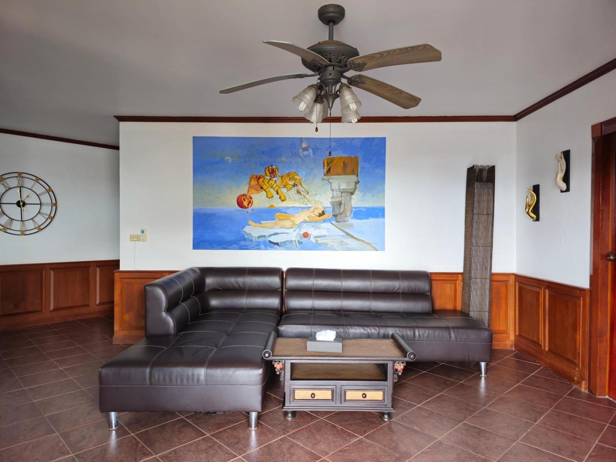Sai Rougn Apartment Patong Exterior foto